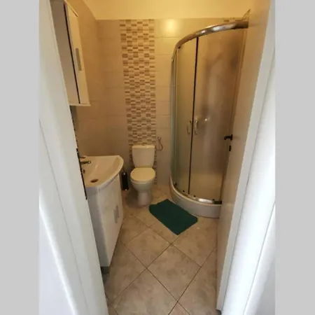 Apartamento Apartments Nina Pinezići